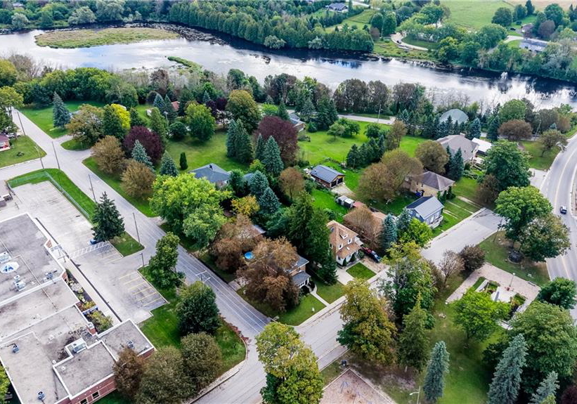 420-parkside-drive-mount-forest-ontario-40861352