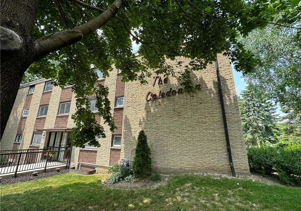 944-caledonian-view-cambridge-ontario-40861353