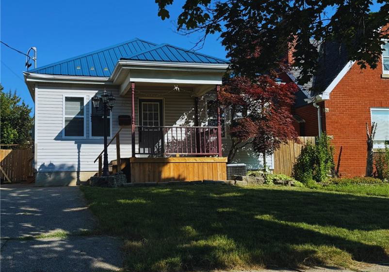 63-mintern-avenue-brantford-ontario-40861355