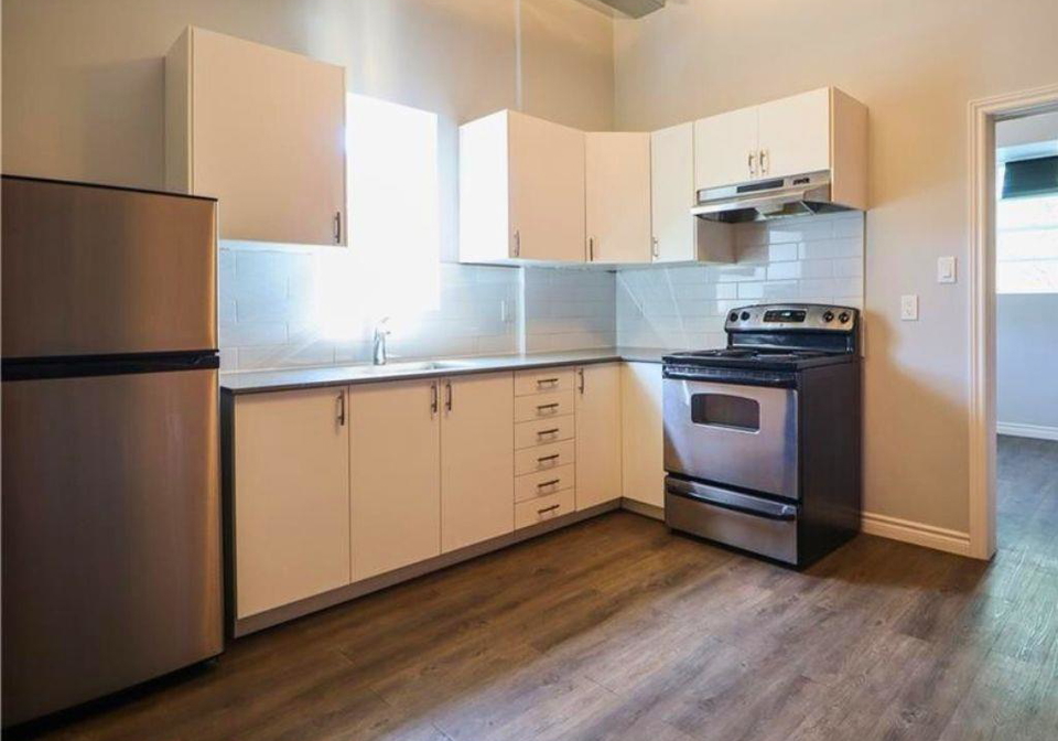 251-king-street-e-hamilton-ontario-40861357