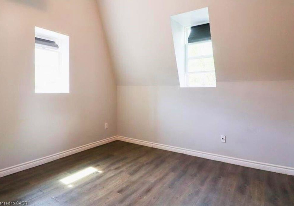 251-king-street-e-hamilton-ontario-40861357