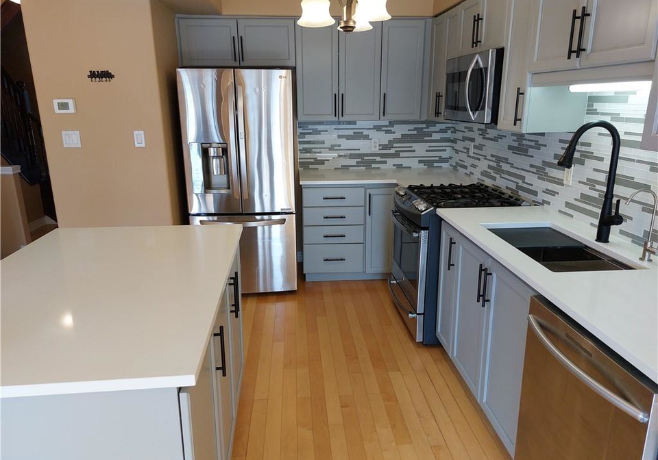 16-magnificent-way-binbrook-ontario-40861387