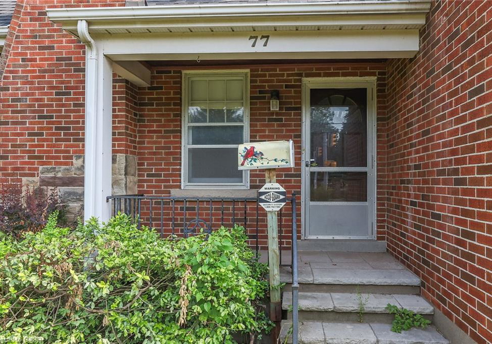 77-main-street-e-grimsby-ontario-40861394