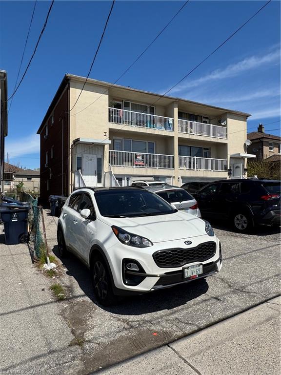 1364-wilson-avenue-toronto-ontario-40861412