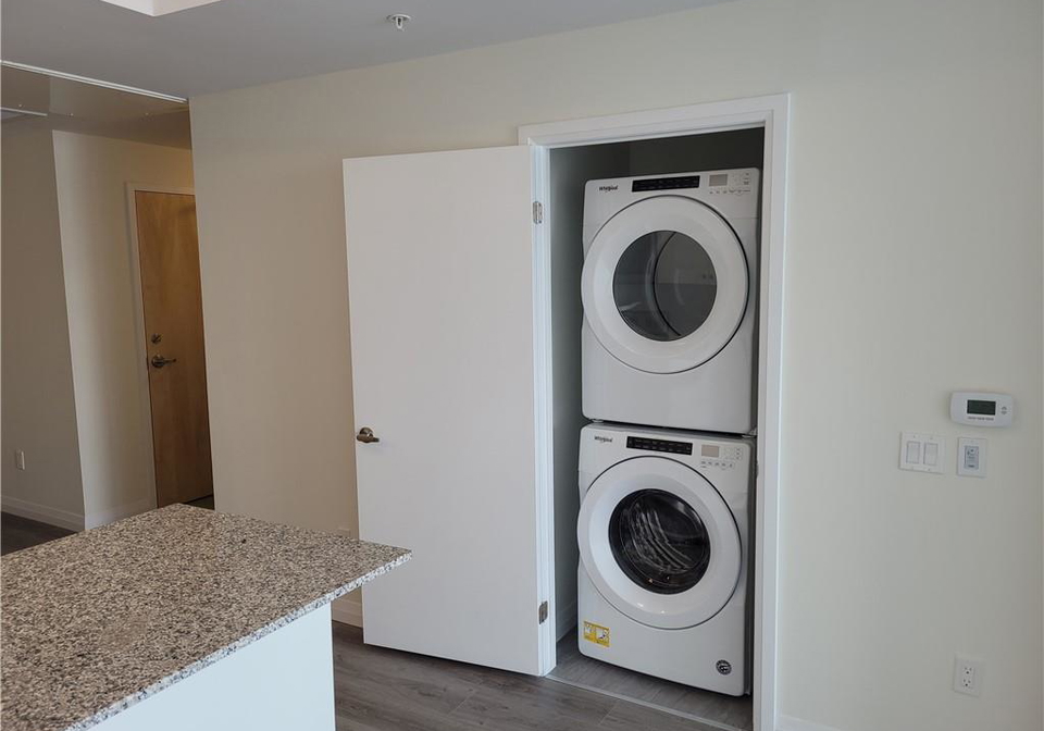 60-charles-street-kitchener-ontario-40861434