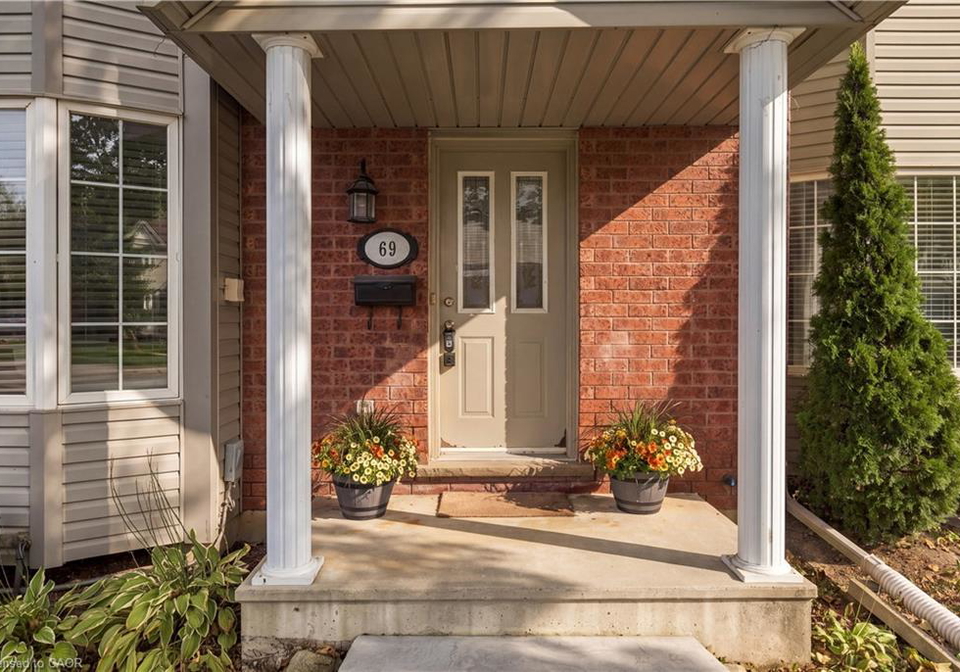 235-saginaw-parkway-cambridge-ontario-40861455