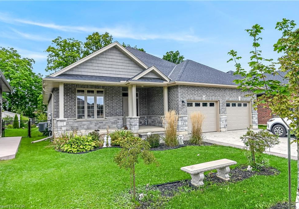 31-sycamore-drive-port-dover-ontario-40861475