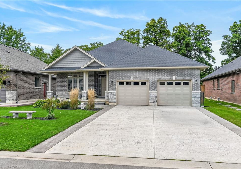 31-sycamore-drive-port-dover-ontario-40861475