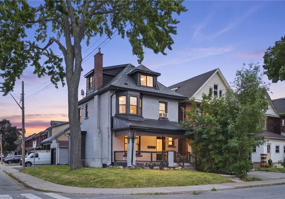 106-barnesdale-avenue-n-hamilton-ontario-40861502