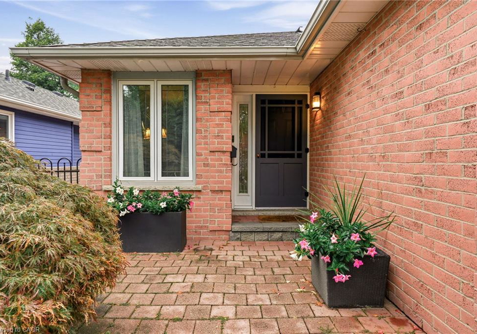 1229-nathaniel-crescent-burlington-ontario-40861506