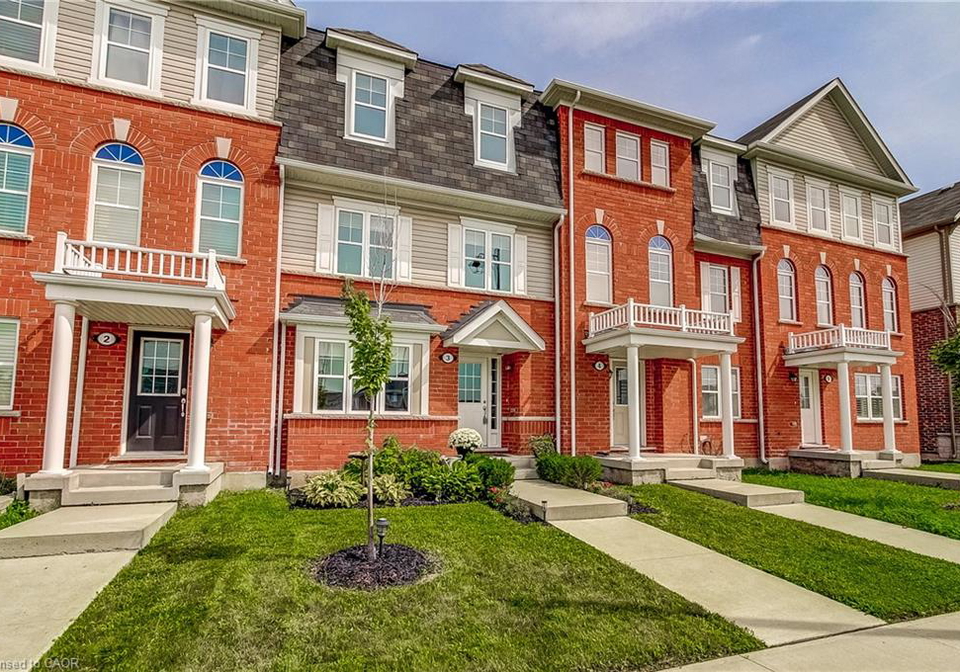 230-avonsyde-boulevard-waterdown-ontario-40861541
