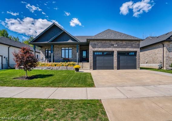 37-gilmer-crescent-listowel-ontario-40861556