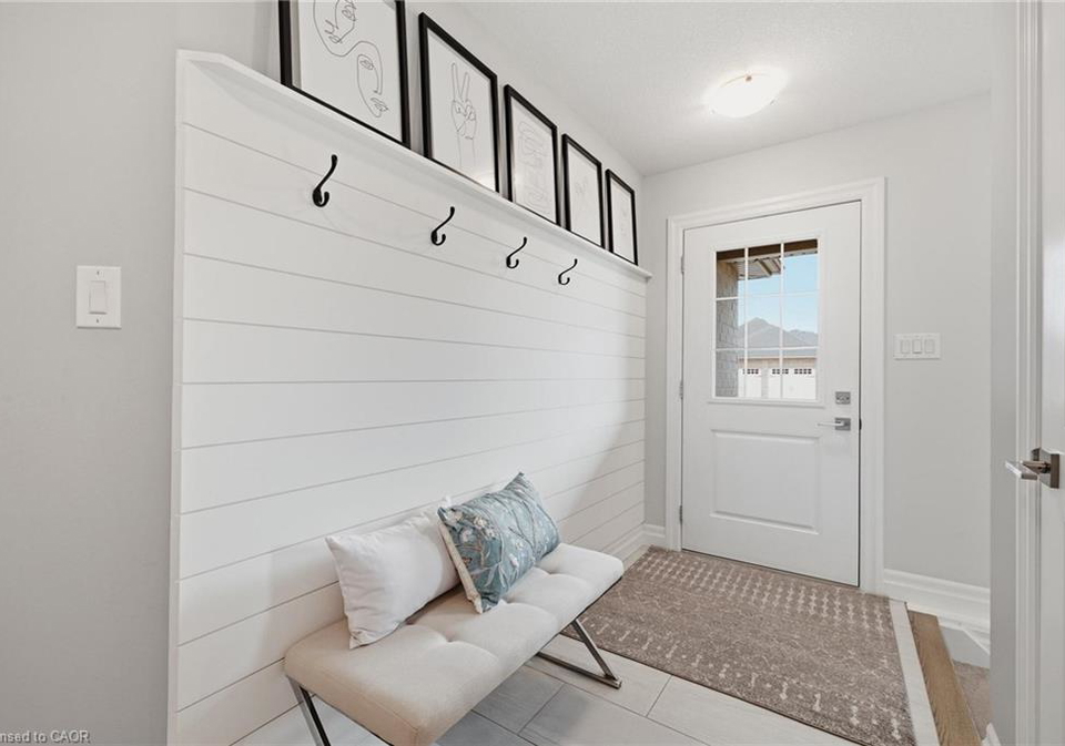 4-parkmeadow-place-listowel-ontario-40861583