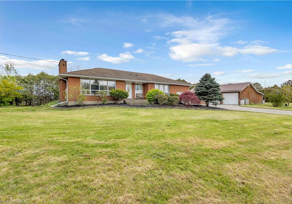 348-windham-road-12-simcoe-ontario-40861635