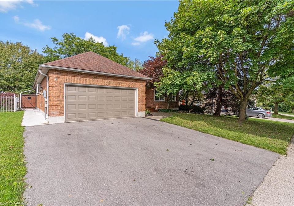 372-gatestone-boulevard-waterloo-ontario-40861640