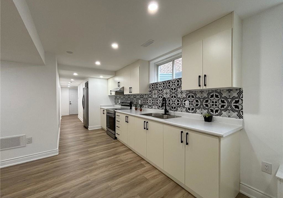 340-watervale-crescent-kitchener-ontario-40861679