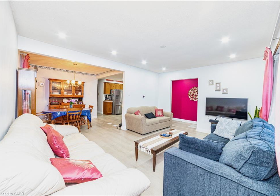 41-tuerr-drive-kitchener-ontario-40861695