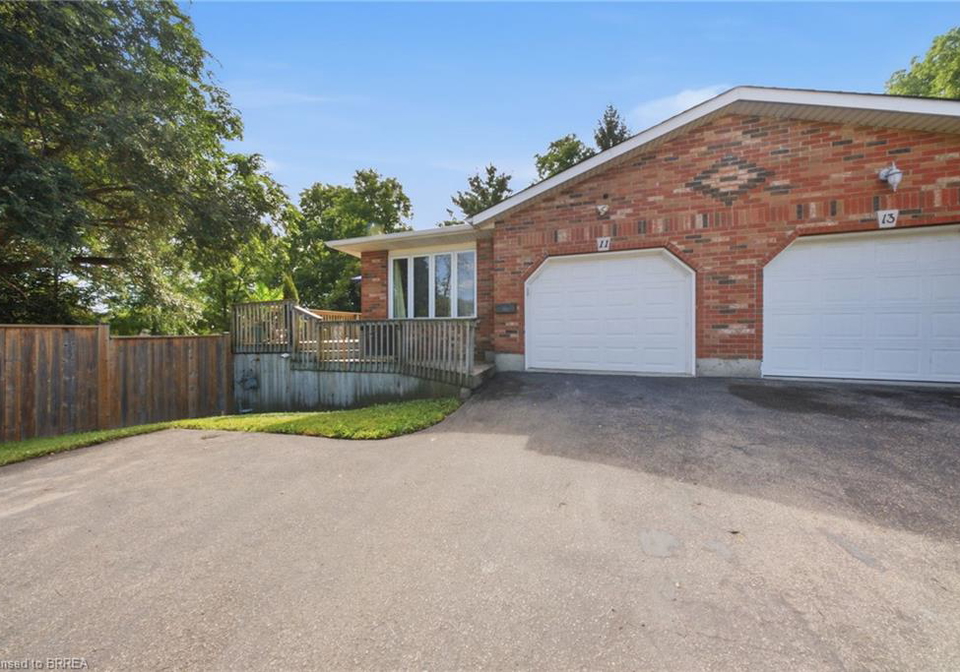 11-dundas-street-w-paris-ontario-40861699