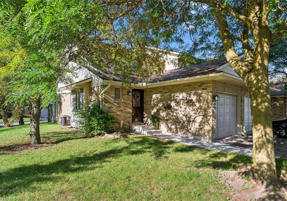 375-kingscourt-drive-waterloo-ontario-40861712