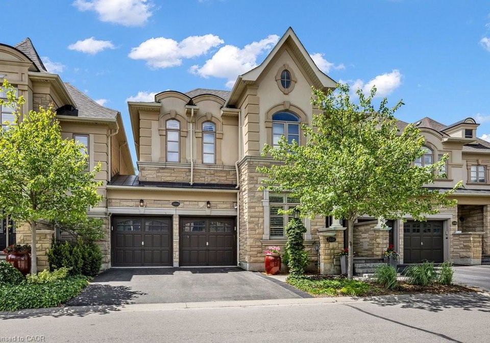 2444-chateau-common-oakville-ontario-40861748