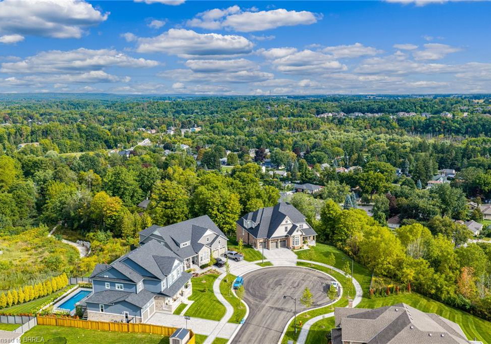 8-j-b-robson-court-georgetown-ontario-40861777