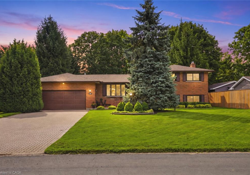 8-norbert-place-kitchener-ontario-40861778