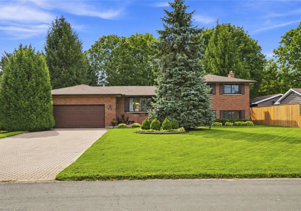 8-norbert-place-kitchener-ontario-40861778