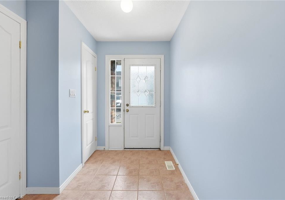 222-fellowes-crescent-hamilton-ontario-40861813