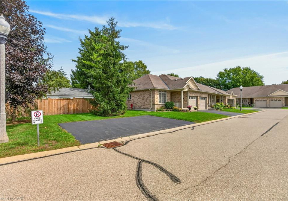 1041-pine-street-dunnville-ontario-40861881