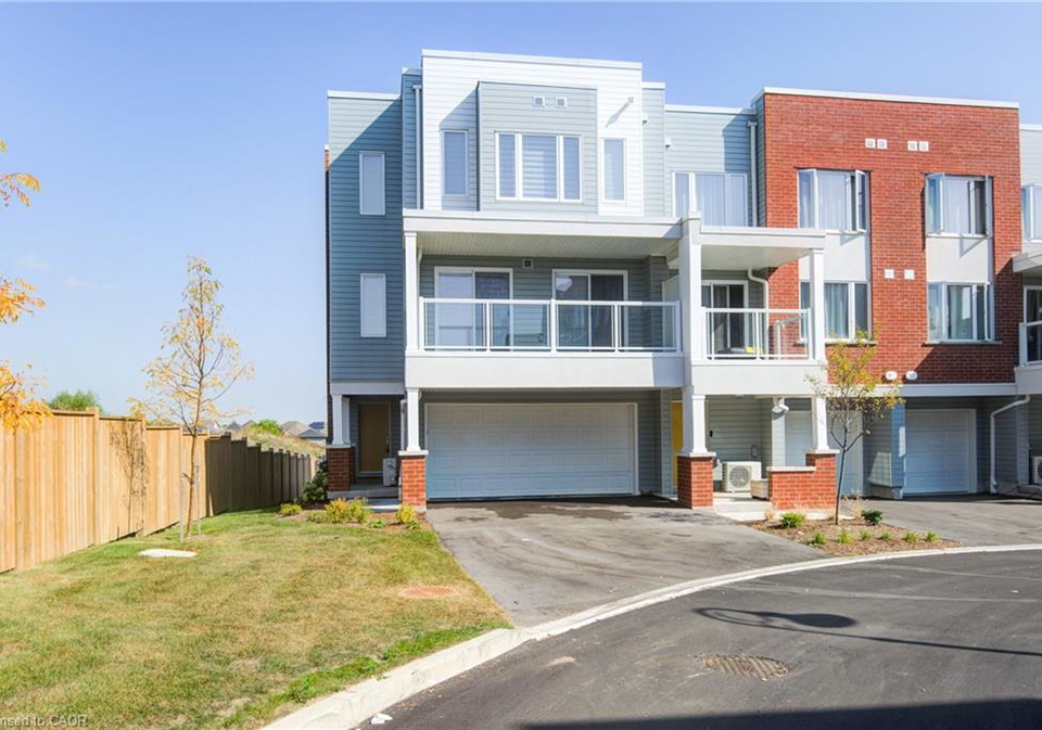 70-progress-avenue-kitchener-ontario-40861941