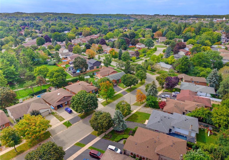 35-windy-ridge-drive-kitchener-ontario-40861984