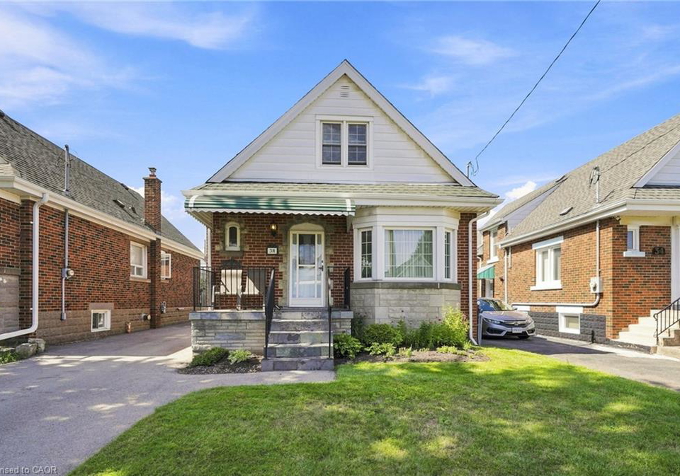 38-garside-avenue-s-aberfeldy-ontario-40861989