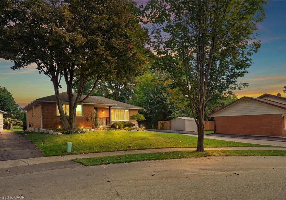15-linton-place-kitchener-ontario-40862024