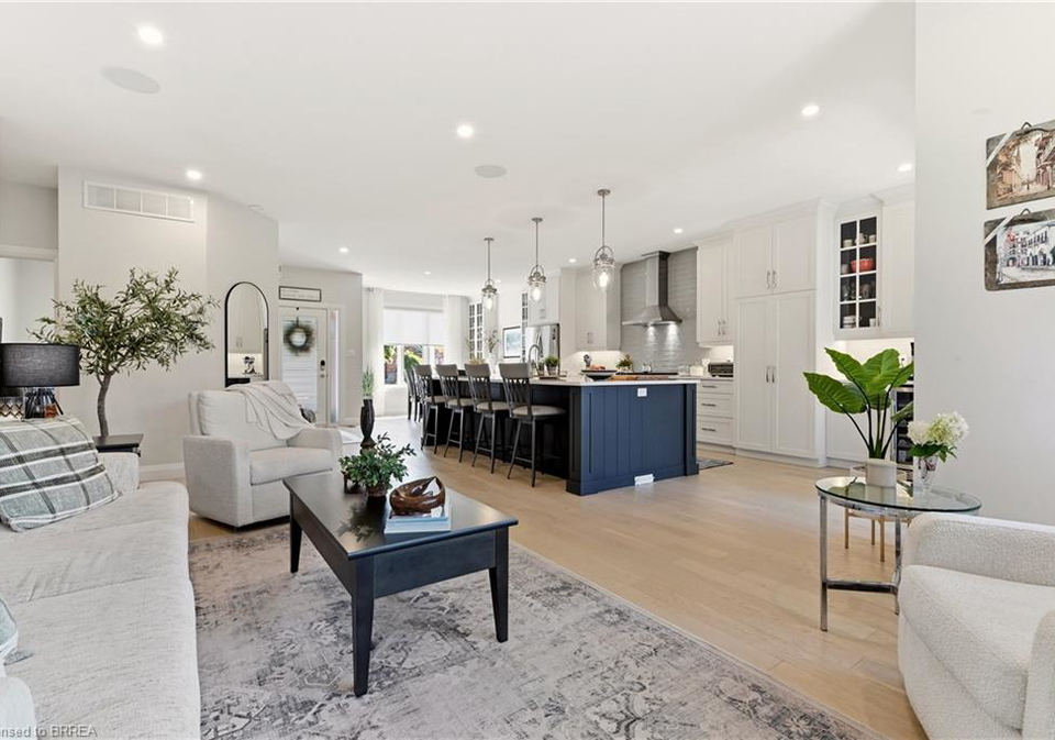 20-cardinal-lane-paris-ontario-40862065