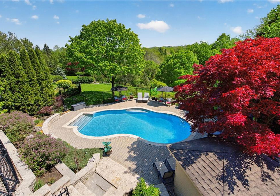 120-jerome-park-drive-dundas-ontario-40862086