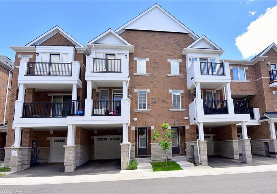 1317-leriche-way-milton-ontario-40862096