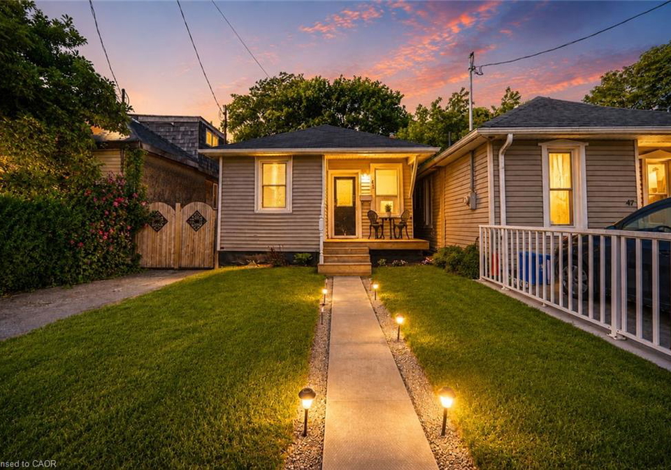 41-biggar-avenue-hamilton-ontario-40862162