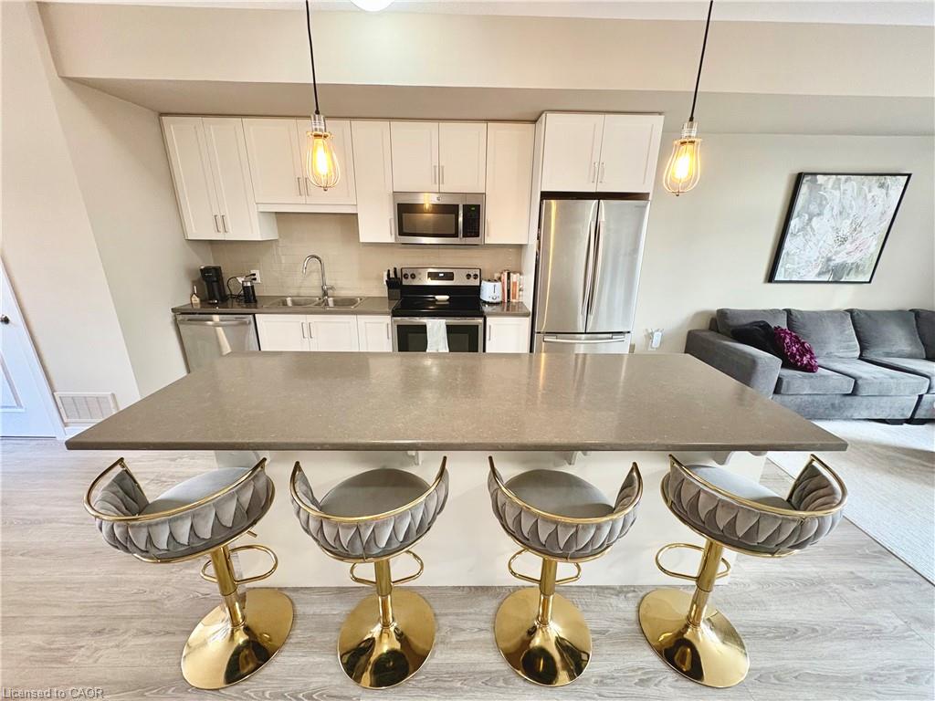 69-esplanade-lane-grimsby-ontario-40862164