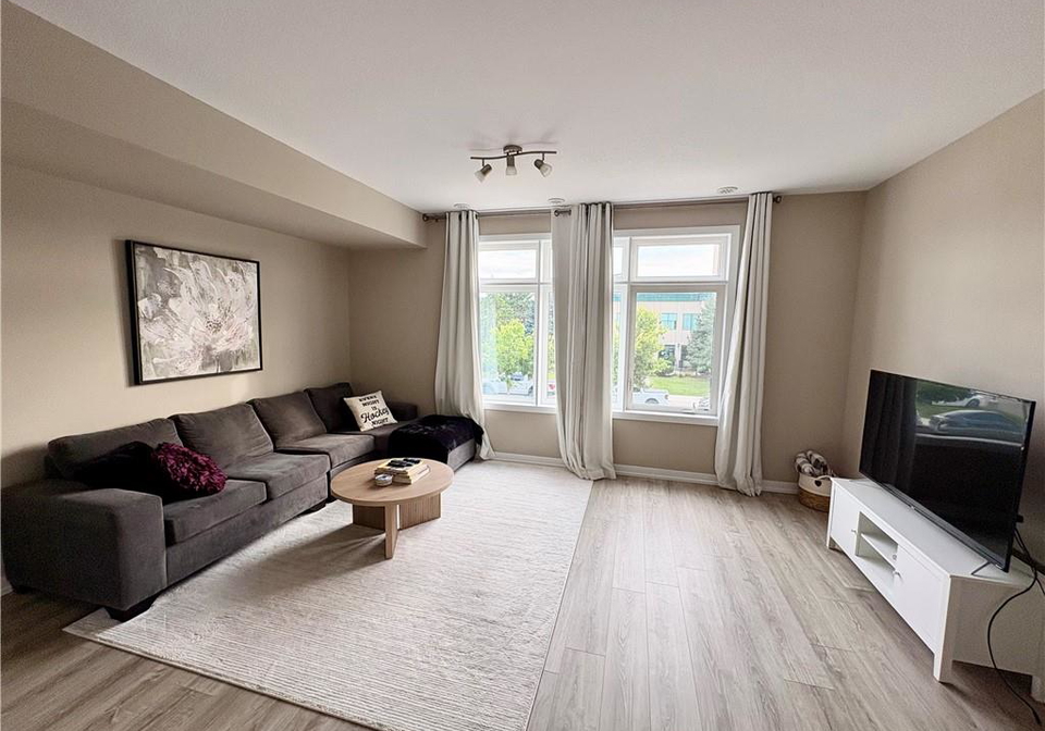 69-esplanade-lane-grimsby-ontario-40862164