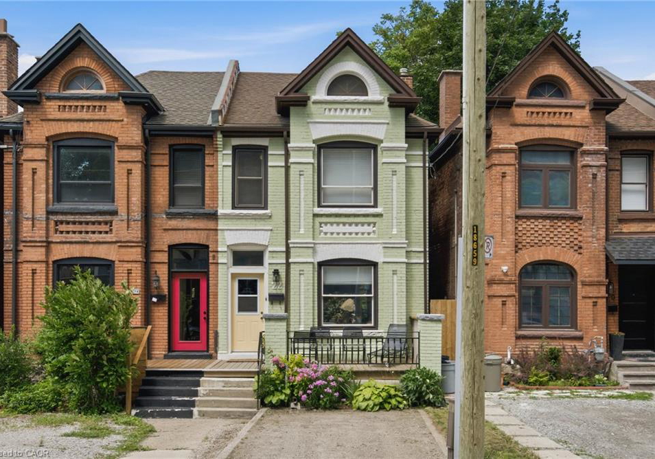 22-spring-street-hamilton-ontario-40862189