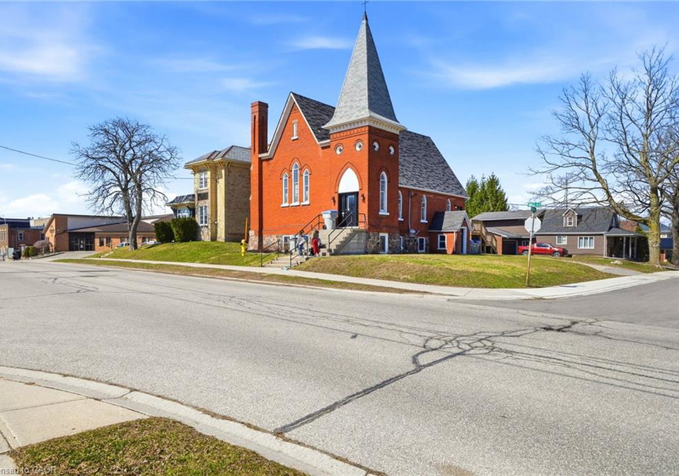 20-mill-street-e-milverton-ontario-40862193