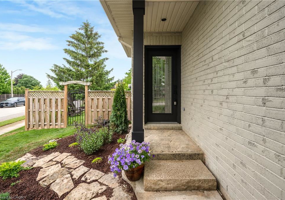 4014-jarvis-crescent-burlington-ontario-40862226