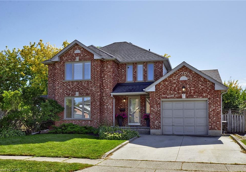 37-woodcroft-place-cambridge-ontario-40862242
