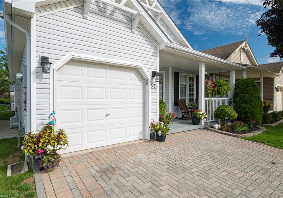 20-mallard-walk-port-rowan-ontario-40862245