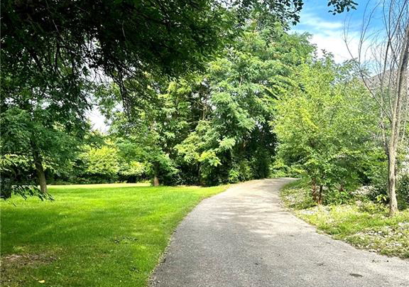 572-hidden-valley-road-kitchener-ontario-40862255
