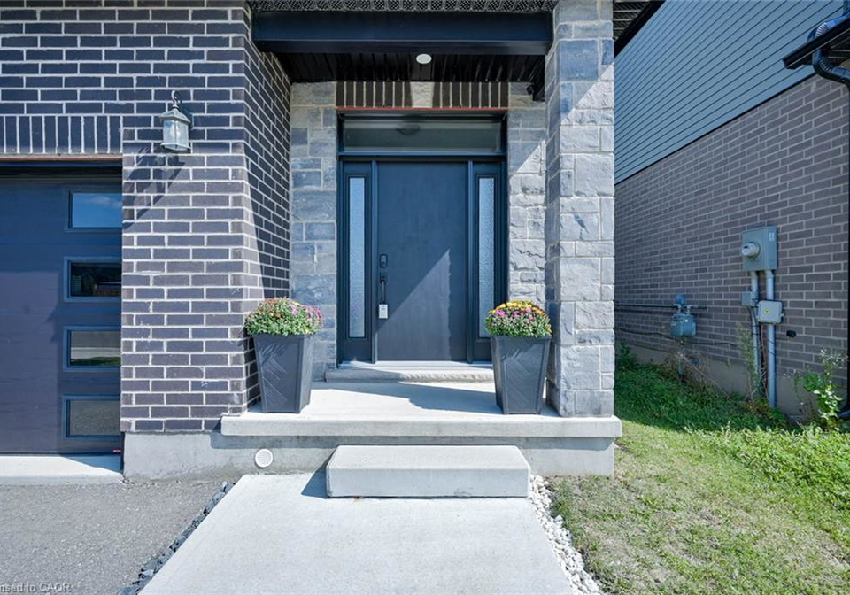 904-chapel-hill-court-kitchener-ontario-40862257