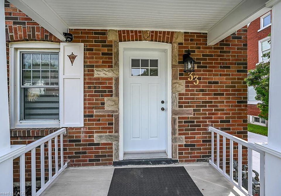 33-bellevue-avenue-simcoe-ontario-40862280