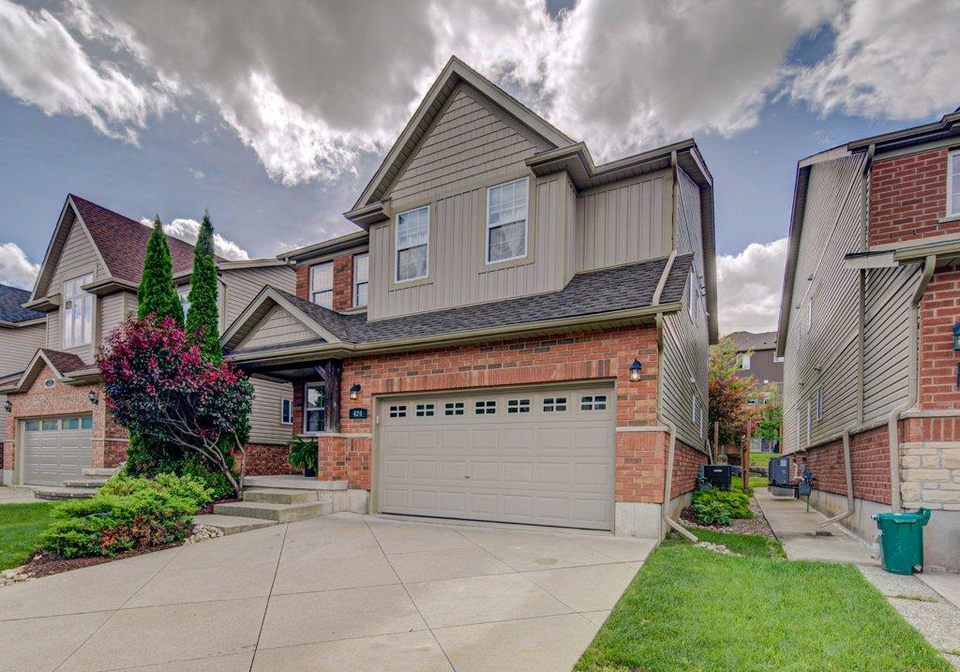 424-sauve-crescent-waterloo-ontario-40862303