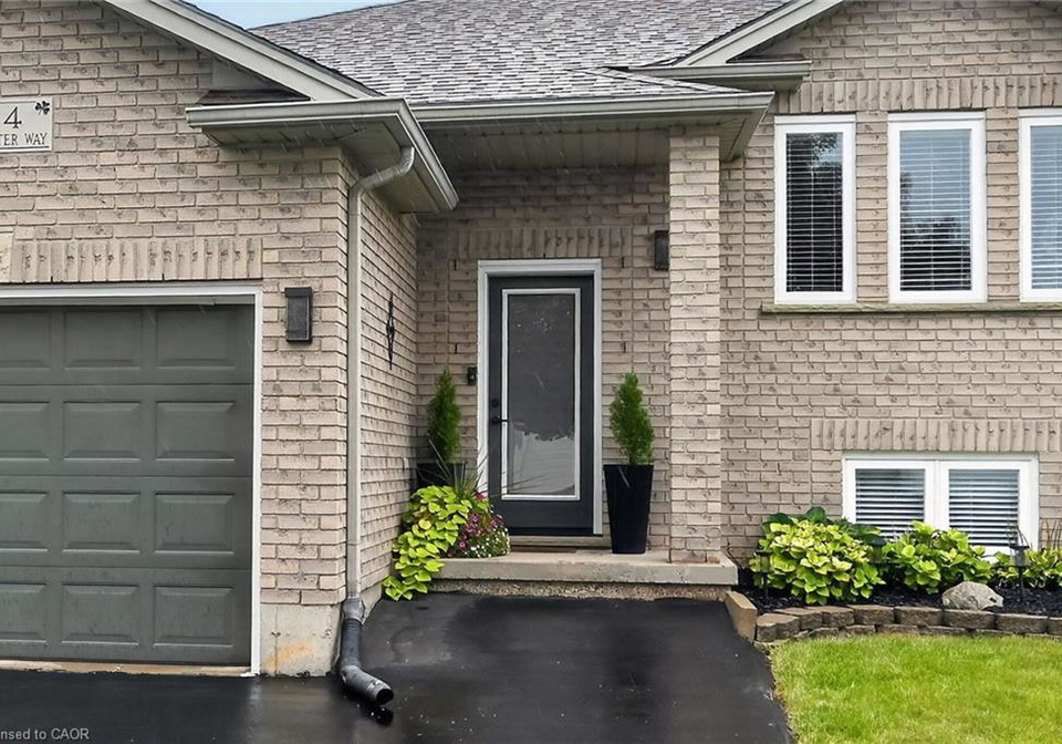 34-brewster-way-brantford-ontario-40862304