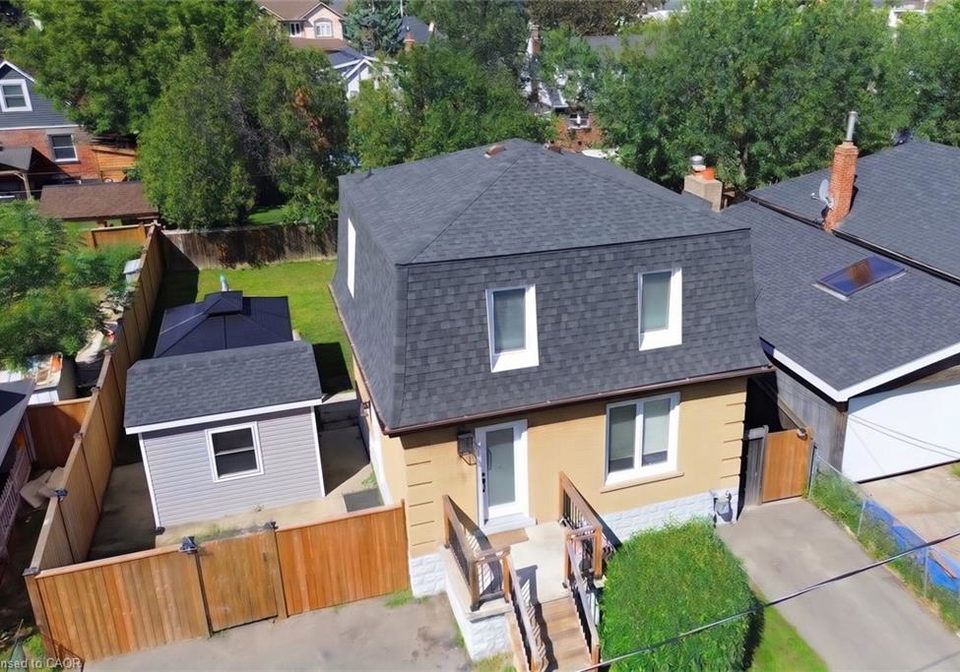 94-howard-avenue-hamilton-ontario-40862341